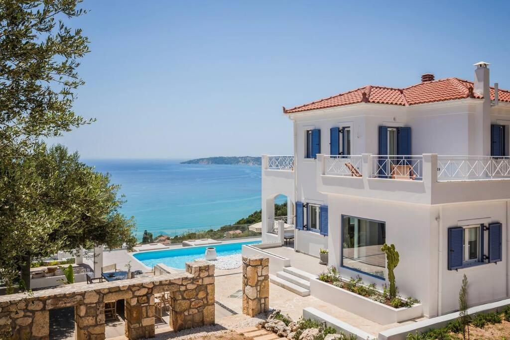 Lourdas White Villa Lourdata  Luaran gambar