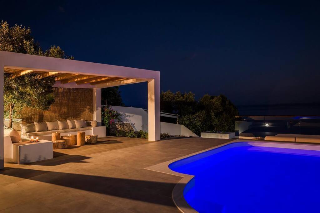 Lourdas White Villa Lourdata  Luaran gambar
